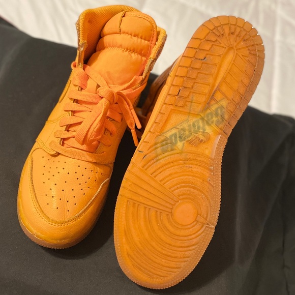 Nike Air Jordan Orange Gatorade 1 Retro sneakers - Picture 4 of 8
